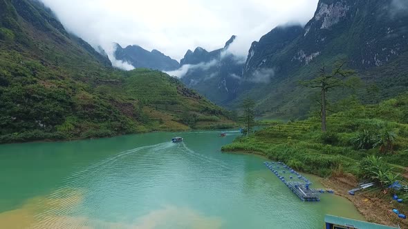 River Nho Que 01 alt