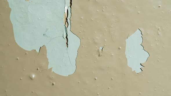 Old White Wall Paint with Crack Texture Vintage Background alt