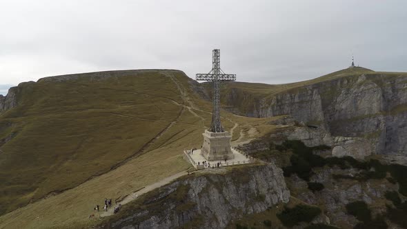 Aerial shot of the Heroes Cross  alt