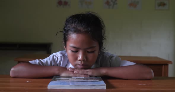 Stress Poor Student alt