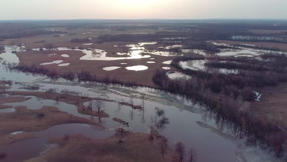 Aerial Video of a Spring Flood alt