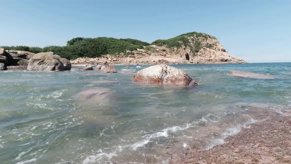 Waves Hitting Rocks at Hong Kong UNESCO Global Geopark in Shek O, 4k Footage alt