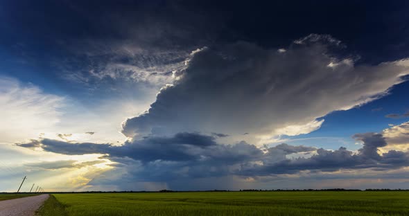 -Timelapse Storm Clouds and Heavy Rain. Timelapse of the Beginning of a Thunderstorm