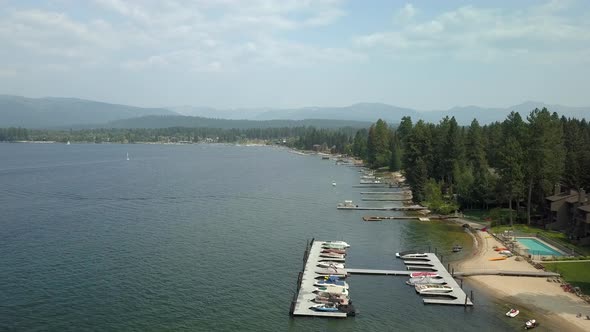 Wealthy Lakefront Properties alt