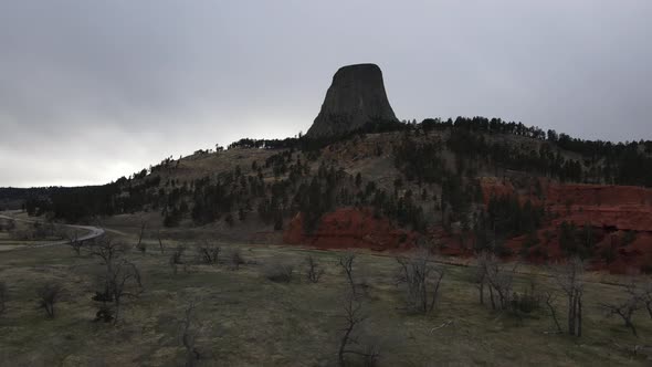 Devil's Tower National Monument in Wyoming. 4K drone video pull out shot. alt