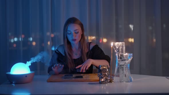 Gypsy Fortune Teller Shuffling Occult Tarot Cards alt