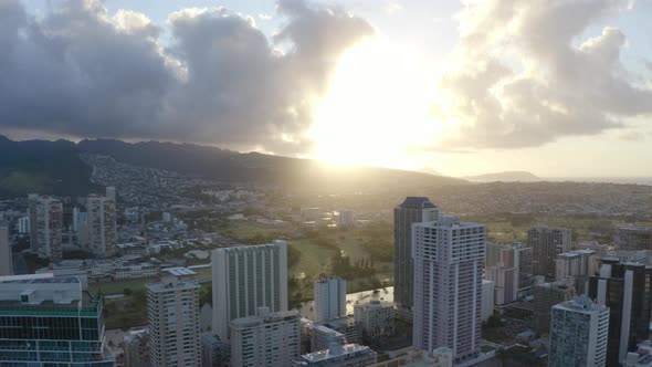 Sunrise In Hawaii alt