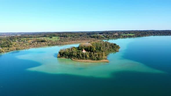 Aerial view of Lake Woerth with Maus Island, Bavaria, Germany alt