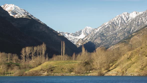 Valley Mountain Lake Timelapse