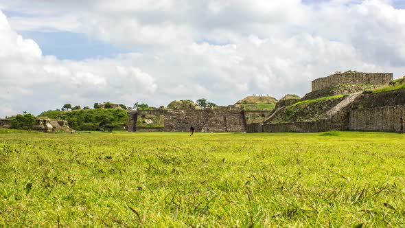 Monte Alban, Zapotecs Ancient Pyramids in Mexico alt