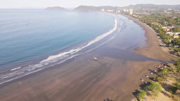 Beautiful, sandy beach in the tropical town of Jaco on the Pacific Coast of Costa Rica in Puntarenas alt