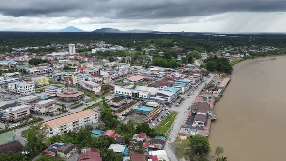 The Towns of Sarawak, Borneo, Malaysia alt