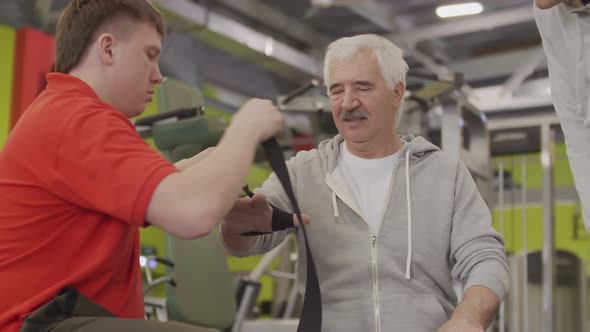 Before the Fight in Gym alt