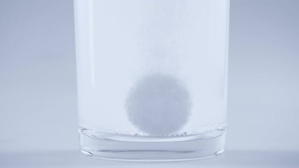 Effervescent Tablet In Water alt