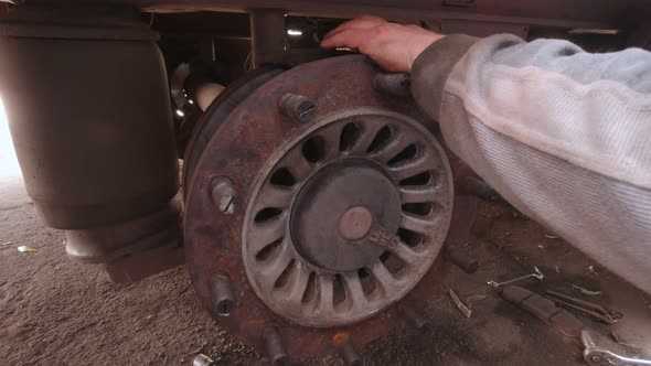 Truck Wheel Repair alt