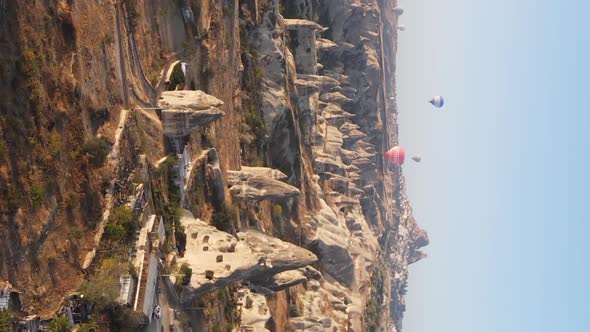 Balloons in Cappadocia Vertical Video Slow Motion alt