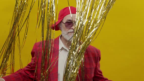 Stylish Elderly Man In Glasses alt