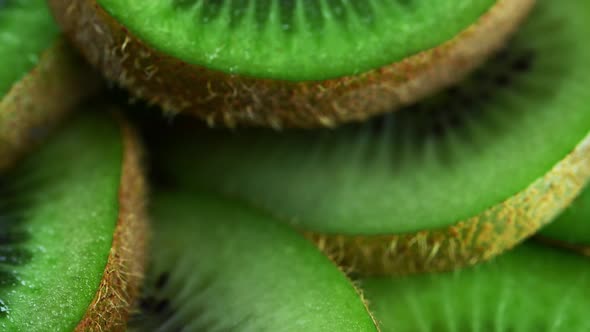 Rotating Kiwi Slices