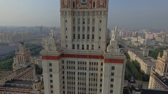 the Statues Are on the Facade of the Main Building of Moscow State University alt