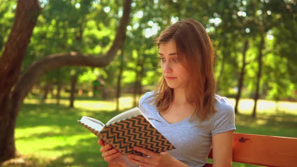 Portrait Student Reads Novel City Lifestyle alt