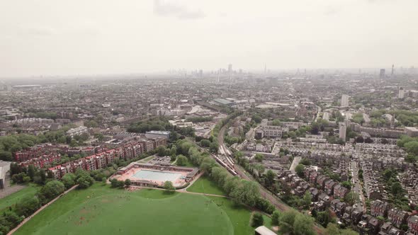 London City Aerial View from Parliament Hill Flying by around Belsize Park, Kentish Town, Chalk Farm alt
