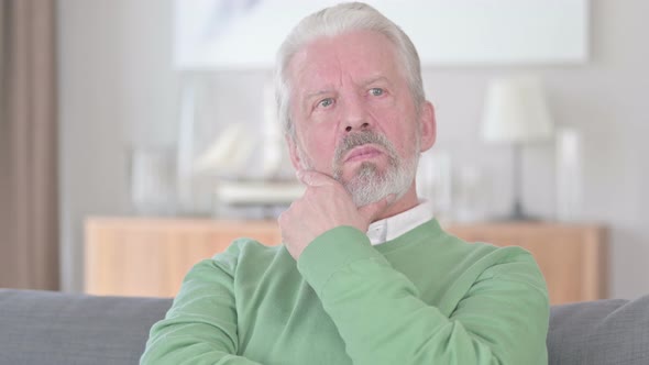 Pensive Old Man Thinking, Brainstorming alt