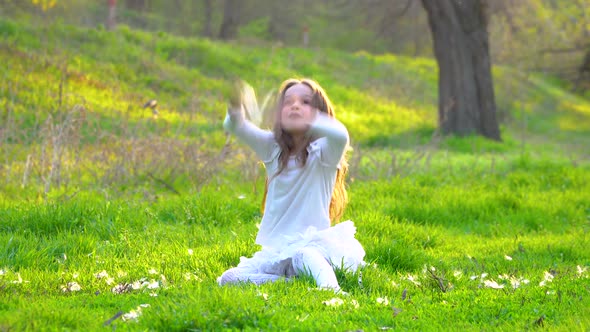 The Girl Plays Poplar Fluff alt