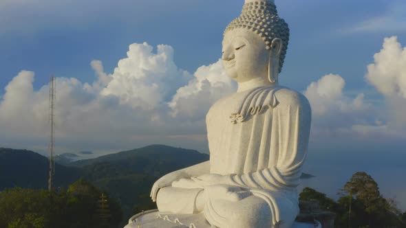 Close Up Phuket Big Buddha alt