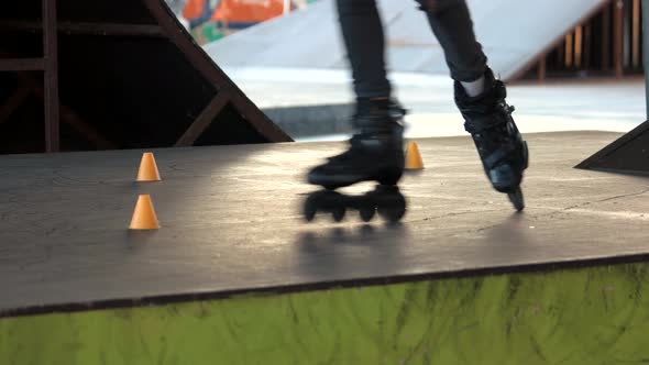 Legs of Inline Skater, Motion. alt