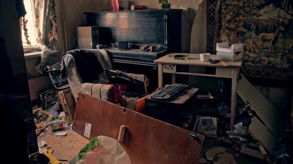 War Building Ruin Ukraine Destruction City Bomb House Attack Destroyed alt