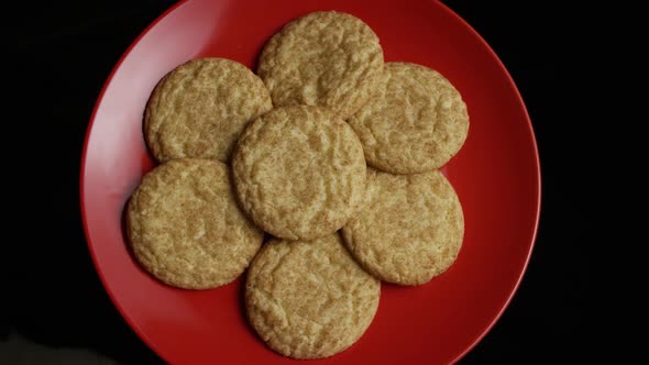 Cinematic, Rotating Shot of Cookies on a Plate - COOKIES 115 alt