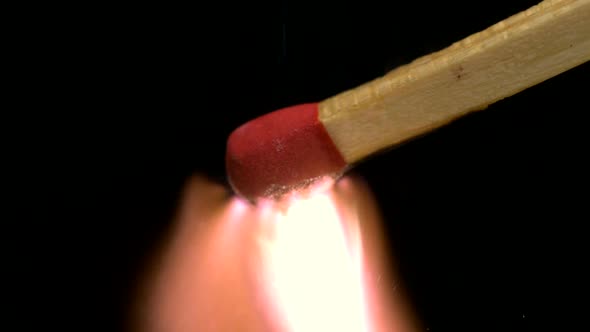 Igniting matchstick, Slow Motion alt