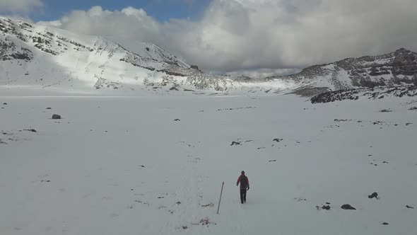 Tongariro Alpine crossing in winter