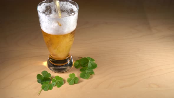 Glass of Beer Beer Glass Filling Up alt
