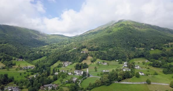 Aerial View of Mountain Panorama alt