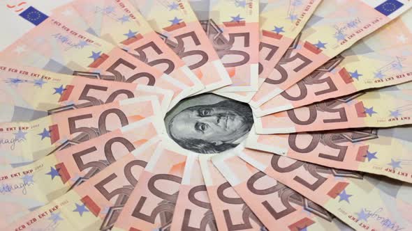 Rotating Banknotes alt