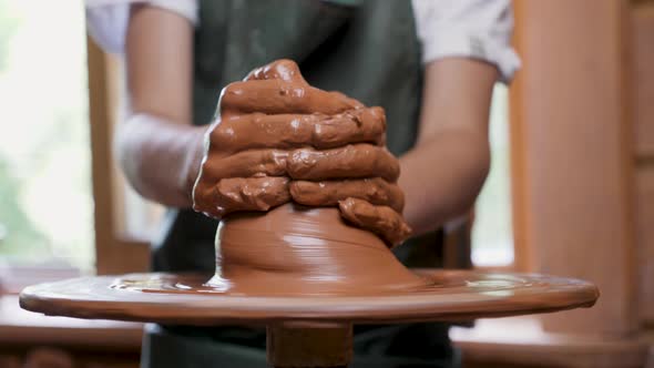 Making Pottery Clay Kid
