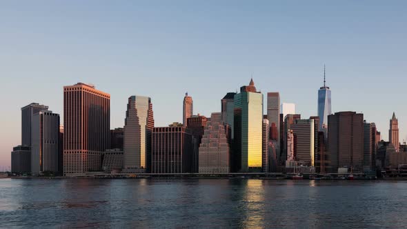 4k Sunrise timelapse of Manhattan skyline in new york - USA