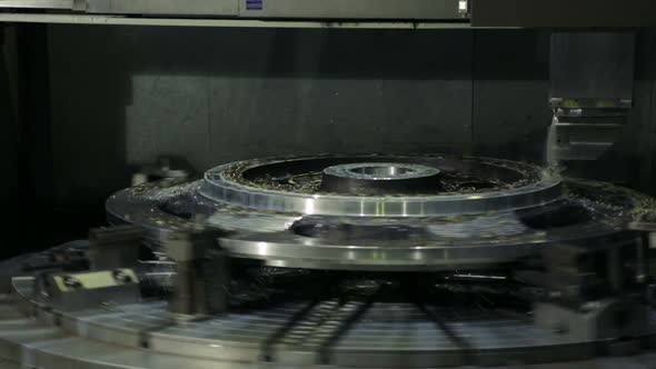 Workpiece processing on turning-and-boring lathe