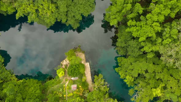 Matevulu Blue Hole, Espiritu Santa Island, Vanuatu alt