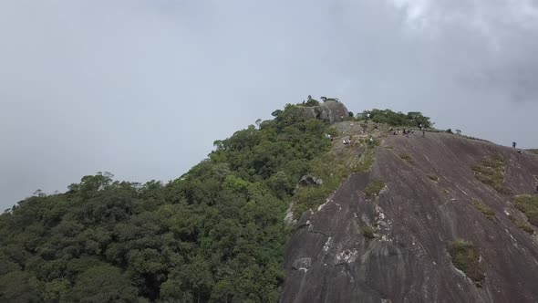 Pedra Redonda Em Monte Verde