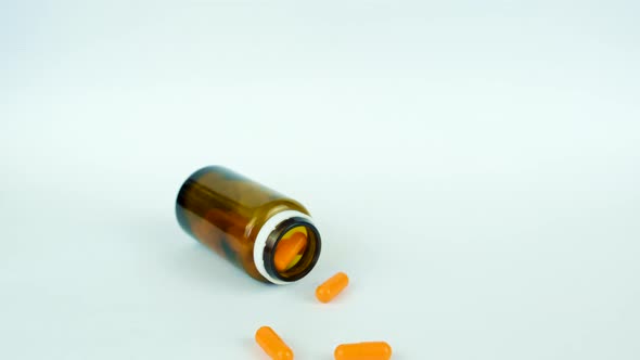 Tablets in Capsules alt