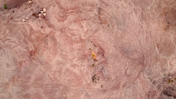 4K Aerial view of Grand Canyon, rock fissures eroded by water. alt