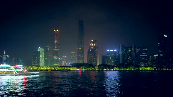 Guangzhou Skyline in Guangzhou, China alt