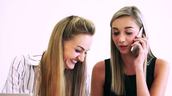 Blonde Business Woman Working at Modern Office alt