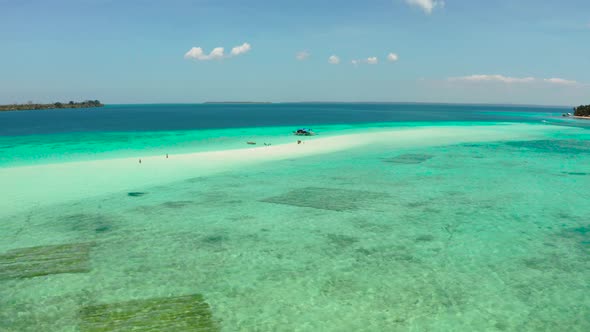 Sandy Beach in the Lagoon with Turquoise Water. Balabac, Palawan, Philippines. alt