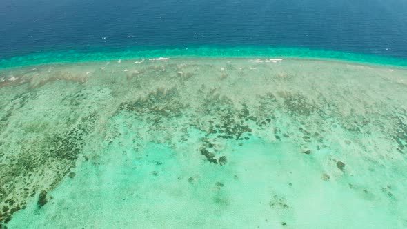 Transparent Blue Sea Water in the Lagoon. alt