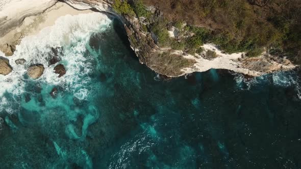 Seascape Cliffs Sea Waves Nusa Penida Indonesia alt