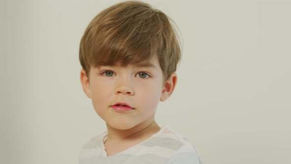 Portrait of a child alt