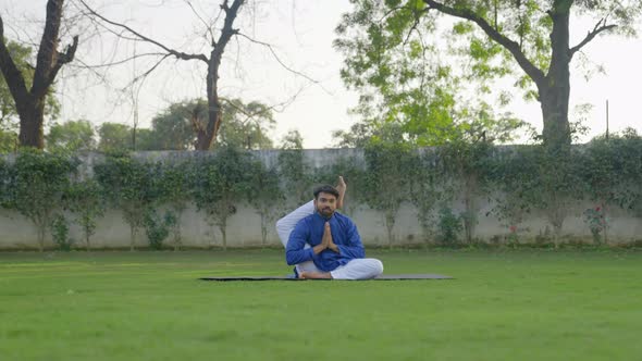 Advance Yoga Pose alt